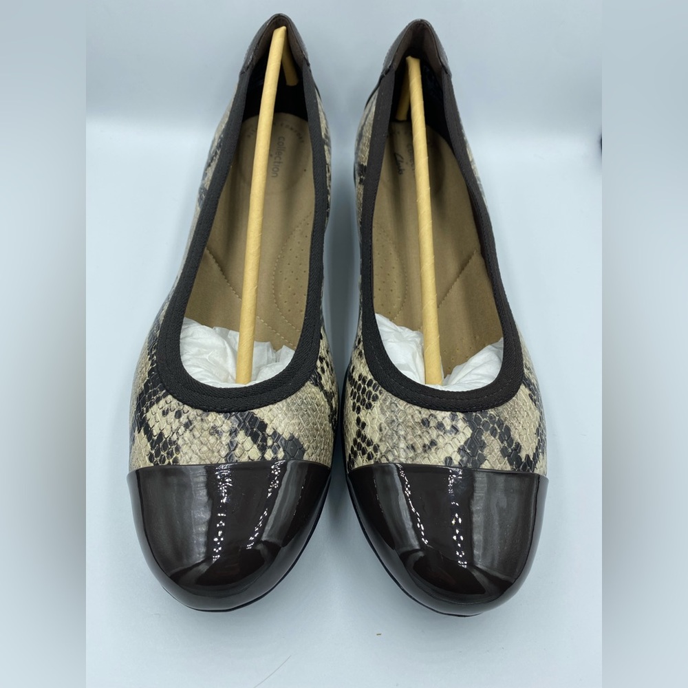 Clarks Sara Orchid Ballet Flats Slip On Faux Leather Snake Print